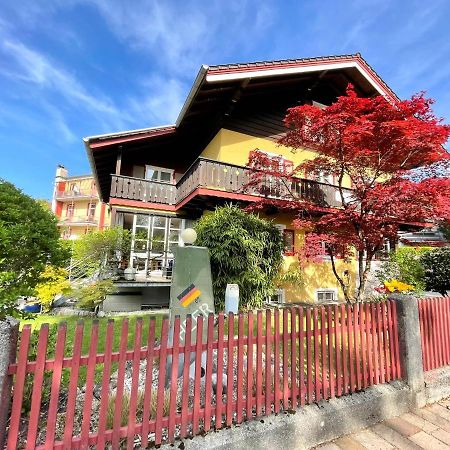 Ferienwohnung Landhaus Luise fly in&sleep Bad Reichenhall Exterior foto